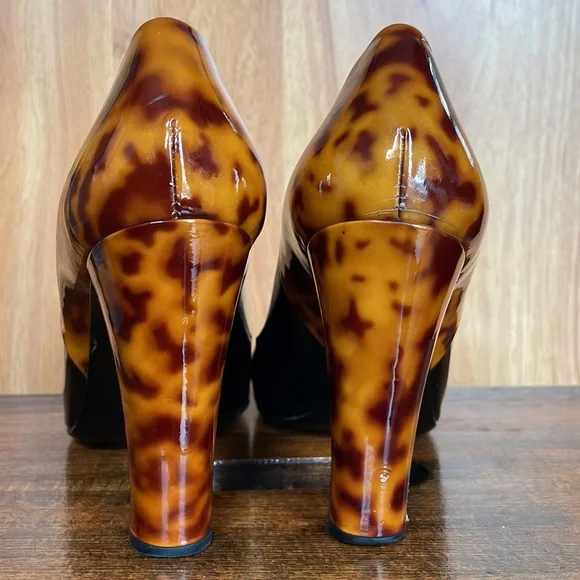 Gucci Vernice Tartaruga Peep Toe Animal Print Black Pump Heels, Size 8.5B - Picture 6 of 16